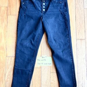 Black High Rise Jeans Modern Classic Style